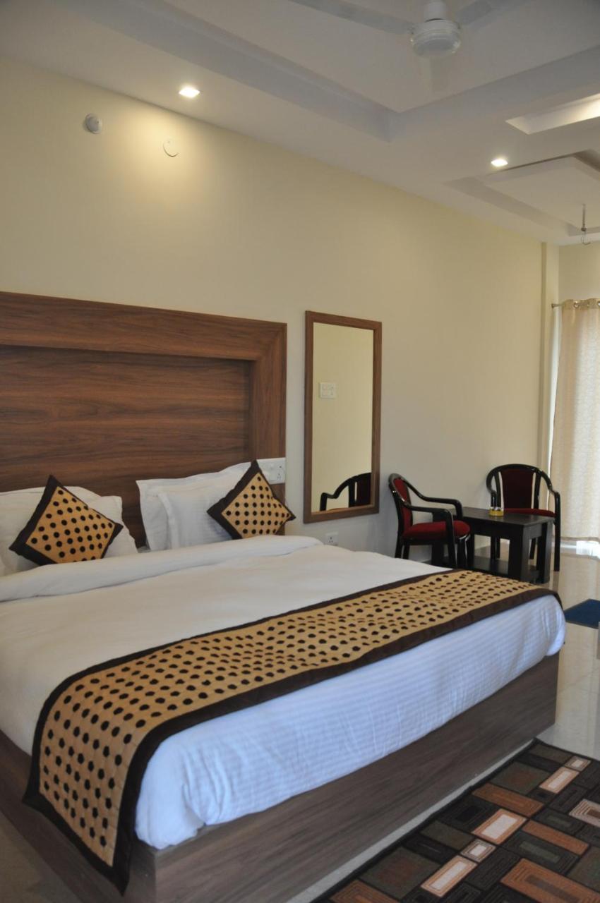 Hotel Kss Inn Doiwāla Extérieur photo